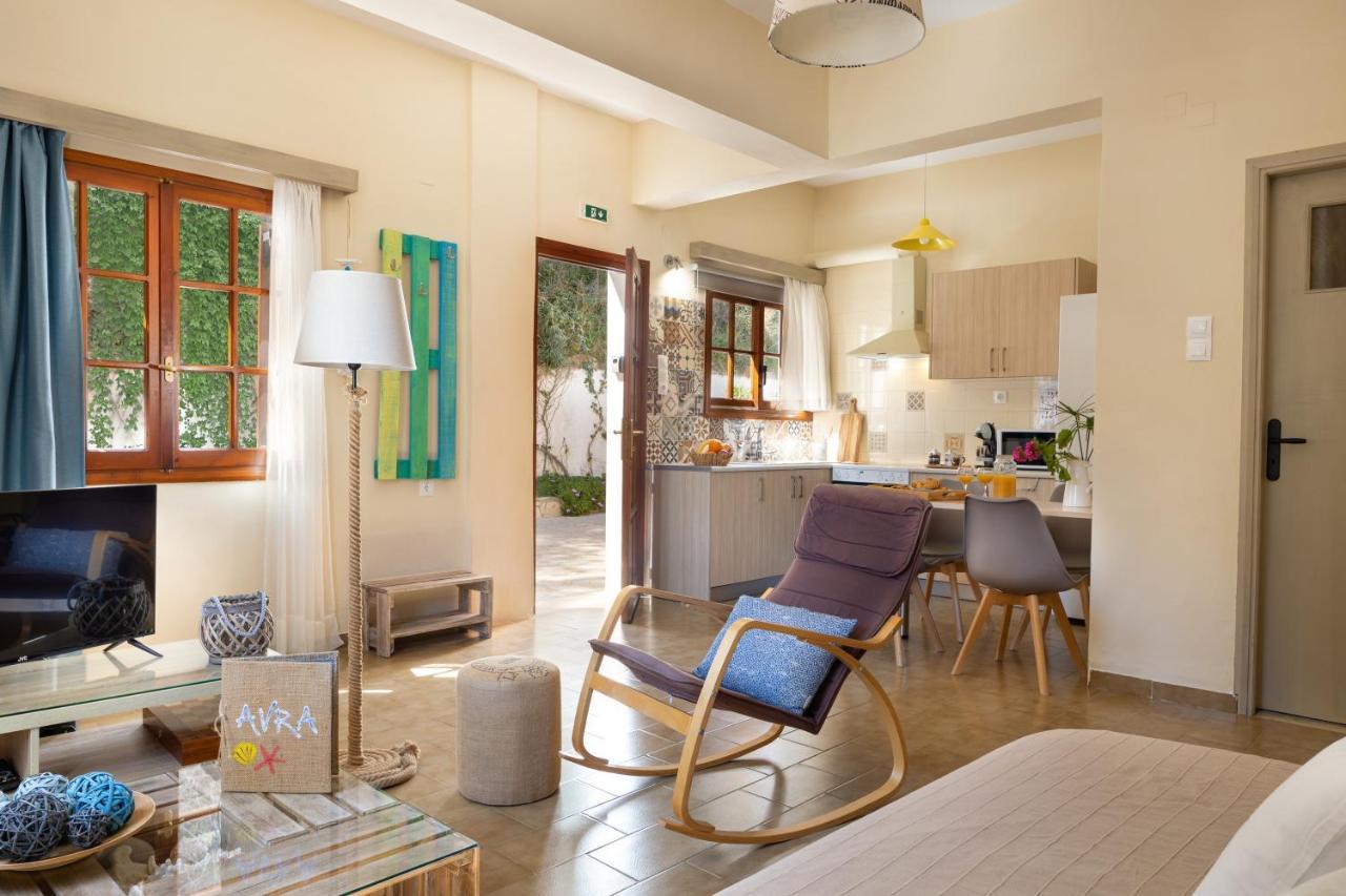 Avra Apartments คาลีเวส ภายนอก รูปภาพ