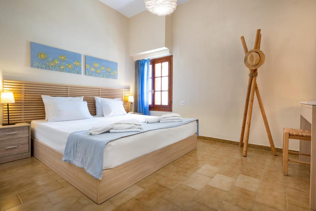 Avra Apartments คาลีเวส ภายนอก รูปภาพ